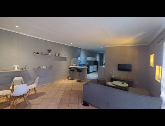 2 BEDROOM PROPERTY TO RENT IN CLAREMONT